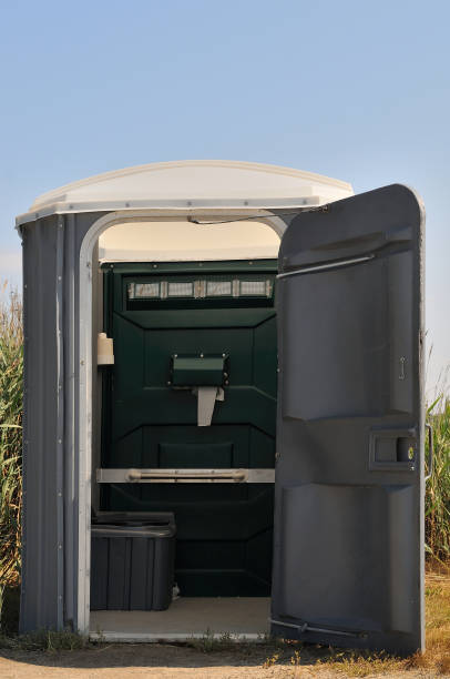 Porta potty delivery and setup in Collegedale, TN